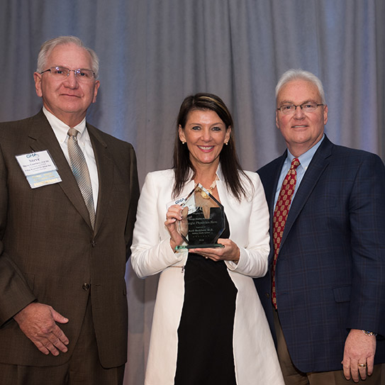 Chapter Past President Avril Beckford, M.D., wins statewide physician hero award